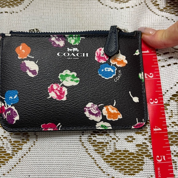 Coach change purse key ring - Picture 6 of 7